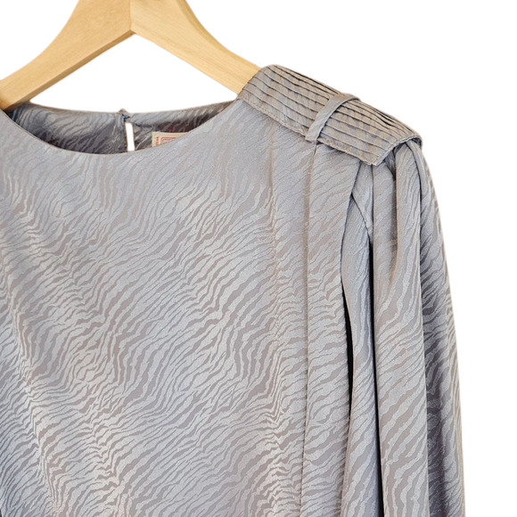 TESS Paris-Milano Light Grey Animal Print Blouse Women's Size 12 - Picture 3 of 8